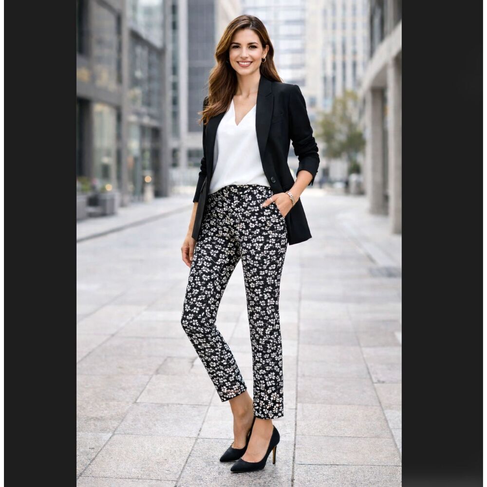 Banana Republic Hampton Crop Pant 8 Floral Black White Slim Ankle Stretch Pocket